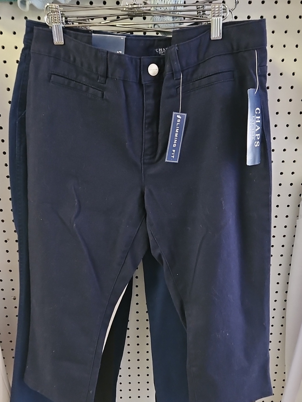 Chaps Women’s Capri Jeans in Navy